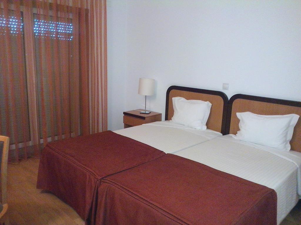 Hotel Mirafresno Міранда-ду-Дору Номер фото